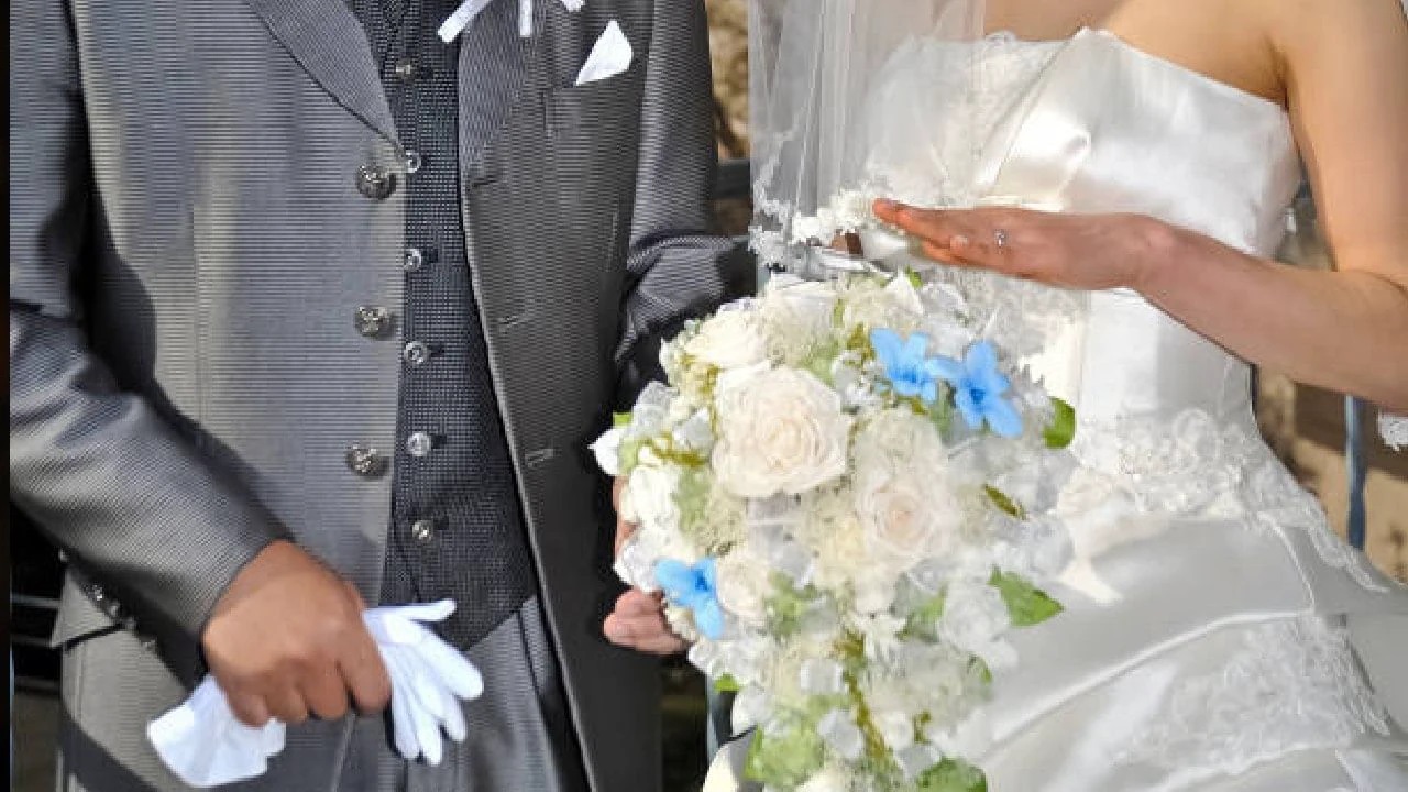 షాకింగ్ న్యూస్: కొడుకుతో కూతురు పెళ్లి; ఇంతకు ముందెన్నడూ వినని కథ ఇది