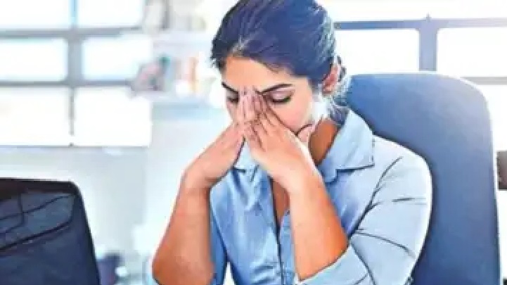 సీనియర్లకు ఓకే.. జూనియర్లకు నో! ఐటీ సంస్థల కొత్త పాలసీ.. కలవరంలో యువత!
