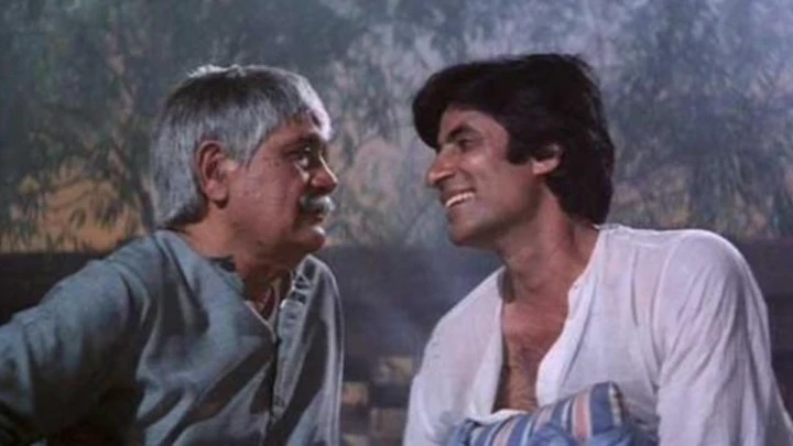 డబ్బు లేక 3 రోజులు ఆకలితో అలమటించారు; దారిలో కలిసిన వితంతువుపై జాలిపడి పెళ్లి చేసుకున్నారు.. అమితాబ్ బచ్చన్ ‘దద్దూ’ గాథ!