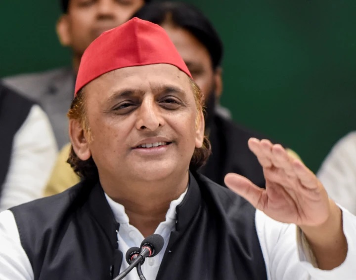 ‘100 మంది ఎమ్మెల్యేలను తీసుకురండి.. CM అయిపోండి’ – ఆఫర్ ఇచ్చి చిక్కుల్లో పడ్డ అఖిలేష్; బీజేపీ వ్యంగ్యాస్త్రాలు
