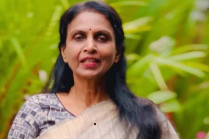 మాజీ డీజీపీ ఆర్. శ్రీలేఖపై పోక్సో కేసు నమోదు