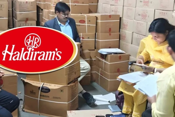 అలర్ట్: మీకిష్టమైన ‘హల్దీరామ్’ ఉత్పత్తుల్లో కల్తీ! 112 కిలోల గడువు ముగిసిన స్వీట్లు, 55 లక్షల విలువైన నిల్వలు సీజ్