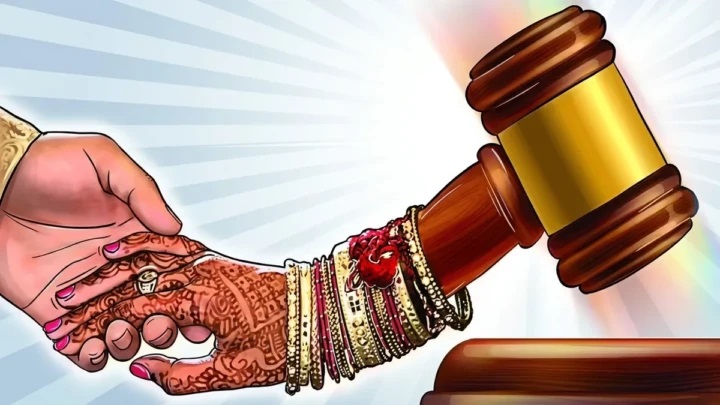 ఆయన హ్యాపీ! పెళ్లి చేసుకుంటేనే తప్పు.. లివ్-ఇన్ రిలేషన్ తప్పు కాదు! హైకోర్టు సంచలన తీర్పు!