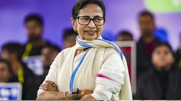 మమతా బెనర్జీ మాస్టర్ ప్లాన్.. ఒకే రోజులో సంచలనం.. ఖంగుతిన్న బీజేపీ.. బెంగాల్ రాజకీయాల్లో ప్రకంపనలు!