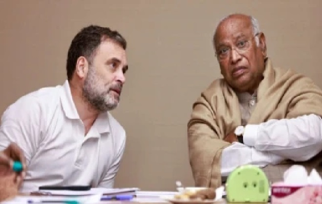 కాంగ్రెస్ అభ్యర్థుల జాబితా చూసి రాహుల్ గాంధీ ఎందుకు భగ్గుమన్నారు? అర్ధరాత్రి ఖర్గే నివాసంలో అత్యవసర భేటీ!