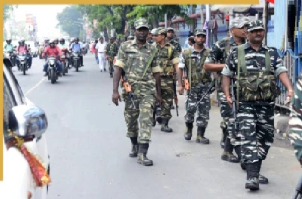 బెంగాల్ ఎన్నికల్లో అర్ధసైనిక బలగాల చేతిలో తుపాకులు ఉండవు.. లాఠీలతోనే డ్యూటీ; ఫోర్స్ నుండి తీవ్ర వ్యతిరేకత