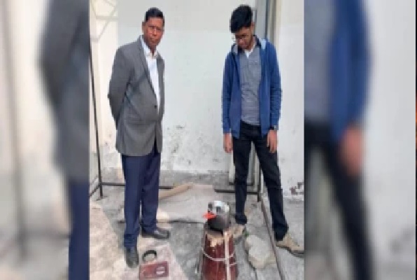 కాన్పూర్ ఇంజనీర్ తండ్రీకొడుకుల అద్భుతం: ఎల్‌పిజి టెన్షన్ ఇక లేదు.. త్వరలో మార్కెట్లోకి పొగ రాని పొయ్యి!