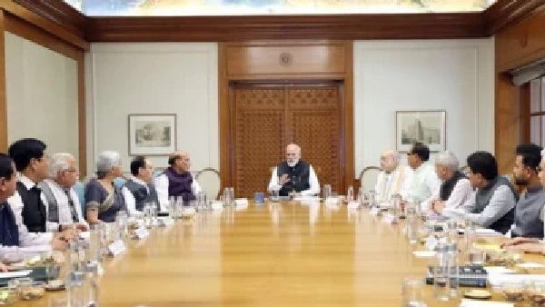 లోక్‌సభ, అసెంబ్లీ సీట్ల సంఖ్య పెంపు;   మహిళా రిజర్వేషన్ బిల్లు అమలుకు కేంద్రం ప్రతిపాదన