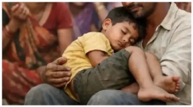 “మమ్మల్ని వదిలి వెళ్లొద్దు”.. ఇంతటి ప్రేమా?. తాతయ్య చితిపైనే మనవడి శరీరం కూడా కాలిపోతున్న దురదృష్టకర దృశ్యం.!!!