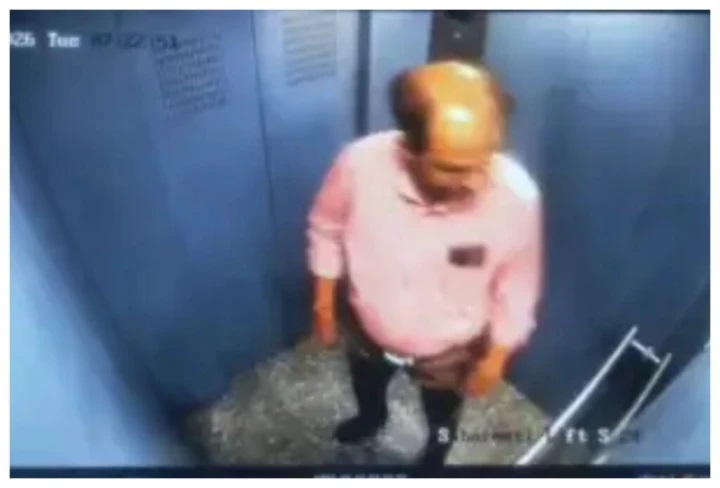 చూస్తుంటేనే వణుకు పుడుతోంది! జాగ్రత్తగా ఉండండి! లిఫ్ట్ తెరవగానే ముగిసిన జీవితం.. నలిపివేసిన మిషన్.. వైరల్ అవుతున్న భయంకరమైన మరణ వీడియో..!