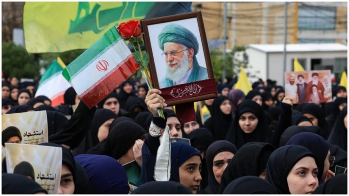 ఇజ్రాయెల్-ఇరాన్ యుద్ధం తీవ్రతరం: ఖమేనీ అంత్యక్రియల యాత్ర వాయిదా; ఇరాన్‌లో వెయ్యి దాటిన మరణాలు