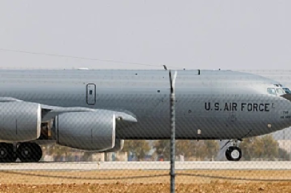 అమెరికా KC-135 విమానం కూలిపోయింది: ఇరాక్‌లో ప్రమాదం.. ఇరాన్‌తో యుద్ధంలో ట్రంప్‌కు మరో షాక్!