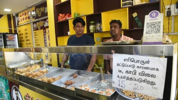 కడుపు మండుతోంది.. టీ కప్పు రూ. 25 ఆ? ఇడ్లీ వడ రూ. 40! రూ. 6,000 దాటిన కమర్షియల్ గ్యాస్ సిలిండర్!