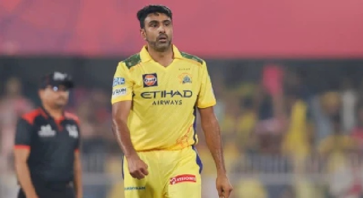 ‘డబ్బు సంపాదించే అవకాశం ఉంది’: RCB ఆటగాడిని లోన్ తీసుకోండి; సంక్షోభంలో ఉన్న CSKకు ఆర్. అశ్విన్ సలహా!