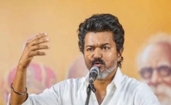 టీవీకే విజయ్: “6 గంటల సమయం సరిపోదు, కుర్రాళ్లంతా దారిలో ఉన్నారు. మరో 2 గంటల సమయం పెంచండి” – ఎన్నికల కమిషన్‌కు విజయ్ లేఖ!