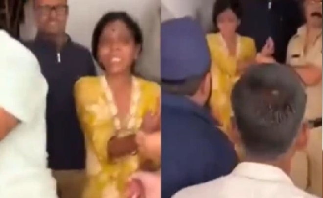 ‘తల, మెడ మరియు ముఖంపై పలుమార్లు దాడి’: విఫలమైన ప్రేమ వ్యవహారం, డబ్బు తగాదా కారణంగా 43 ఏళ్ల మహిళ తన మాజీ ప్రియుడి భార్యను కత్తితో హత్య చేసింది.