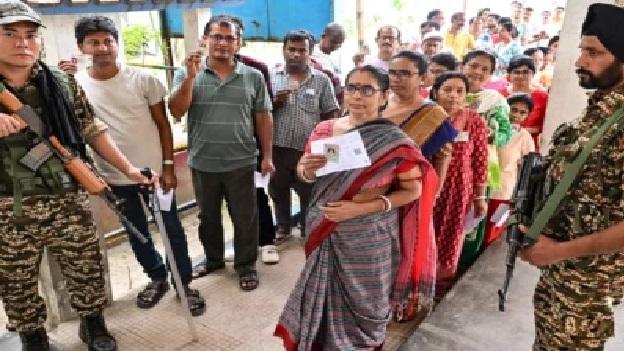 ఫలోదీ సట్టా బజార్ అంచనా: పశ్చిమ బెంగాల్లో రికార్డు స్థాయి ఓటింగ్ తర్వాత బీజేపీదా లేక తృణమూల్ దా పైచేయి?