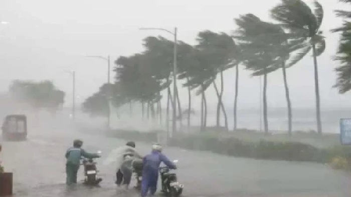ఎండల నుండి భారీ ఉపశమనం: దేశవ్యాప్తంగా మారనున్న వాతావరణం; 25 రాష్ట్రాల్లో వడగళ్ల వానలు, తుపాను గాలుల ముప్పు!