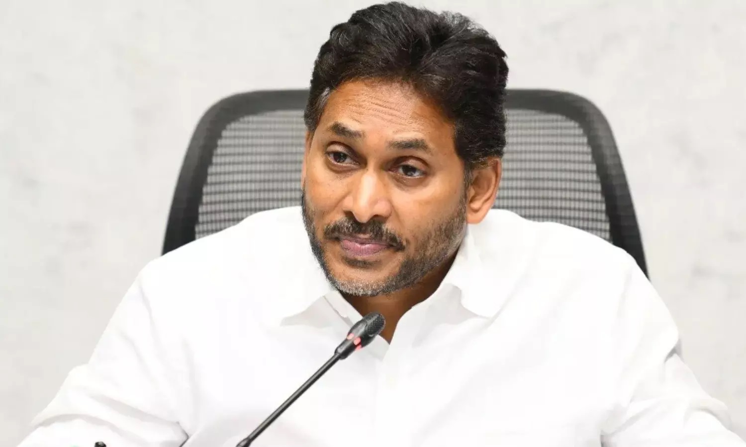 అమరావతిపై జగన్ కొత్త అస్త్రం: ‘మావిగన్’ ప్లాన్తో చంద్రబాబుకు ఎదురుదెబ్బ?