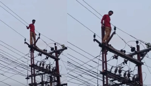 భార్య కావాలి.. ప్రియురాలూ కావాలి! ట్రాన్స్ఫార్మర్ ఎక్కి యువకుడి హైడ్రామా