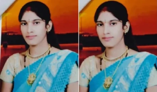 పోలీసుల ముందే దారుణం: రన్ అవుతున్న కారులో భార్య గొంతు కోసిన భర్త.. సంగారెడ్డి జిల్లాలో ఒళ్ళు గగుర్పొడిచే ఘటన!