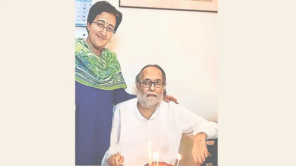 మాజీ ముఖ్యమంత్రి అతిశీ తండ్రి.. నిబద్ధత గల మేధావిగా పేరుగాంచిన సత్యవతి కాలేజీ ప్రొఫెసర్! 80 ఏళ్ల ప్రస్థానానికి ముగింపు..