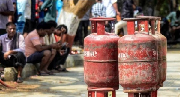 గ్యాస్ వినియోగదారులకు షాక్: మారిన ఎల్పీజీ రూల్స్.. జూన్ నెలలో మీ గ్యాస్ కనెక్షన్ బంద్ కానుందా?