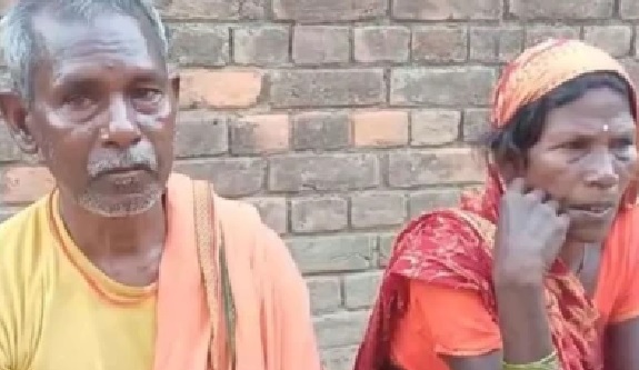 ముగ్గురు భార్యల మరణం తర్వాత 65 ఏళ్ల వయసులో నాలుగో పెళ్లి, ఈసారి పొరుగు ఆవిడే పెళ్లికూతురు.. మామగారిని పెండ్లికొడుకుగా చూసి కోడలు ఎందుకు మూతి తిప్పేసుకుంది?