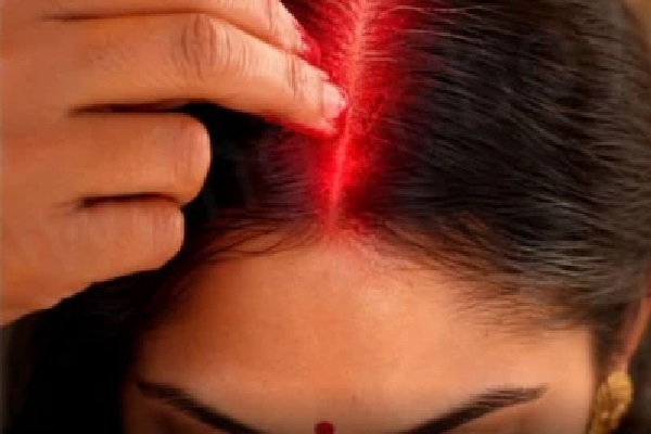 హోటల్కు తీసుకెళ్లి నుదుట సింధూరం దిద్ది.. ‘ఇకపై భార్యాభర్తలం’ అంటూ మత్తుమందు ఇచ్చి ఘోరం!