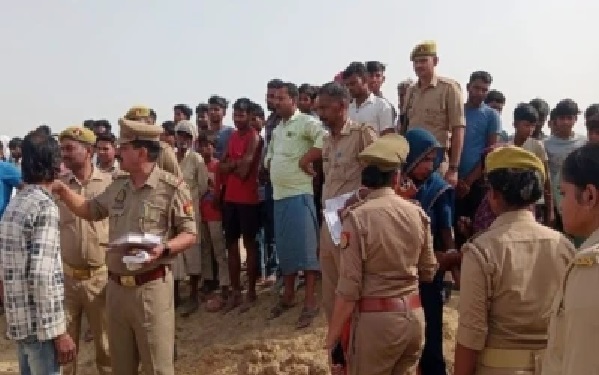 ప్రేమికుడి స్నేహితుడితో శృంగారానికి నిరాకరించినందుకు బాలిక దారుణ హత్య: అర్థరాత్రి పిలిపించి..