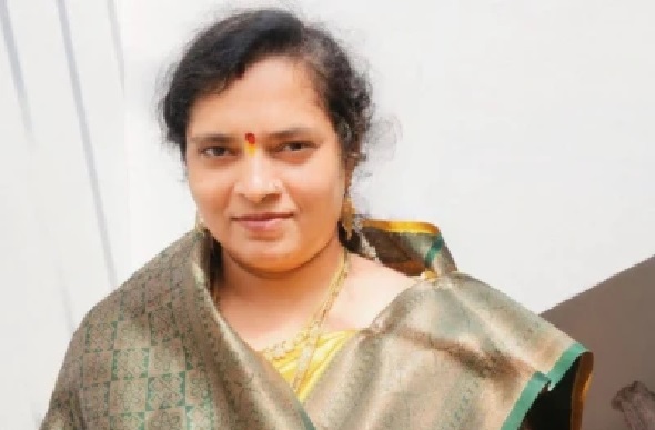 50 తులాల బంగారం, మగబిడ్డ కావాలనే వేధింపులు! మరో వివాహిత అనుమానాస్పద మృతి… 4 రోజులు గడిచినా జరగని అంత్యక్రియలు!