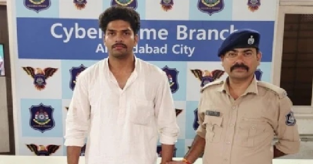 ఇన్స్టాగ్రామ్లో మహిళల అసభ్యకర ఫోటోలు, వీడియోలు.. మత ప్రబోధాల ముసుగులో అశ్లీల దందా.. పాస్టర్ అరెస్ట్!