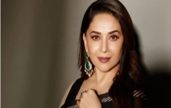 మాధురీ దీక్షిత్ 12 సెకన్ల ‘అశ్లీల’ వీడియో లీక్? అసలు జరిగింది ఏంటి? ఆ క్లిప్ వెనుక ఉన్న నిజం తెలిస్తే షాక్ అవ్వాల్సిందే!