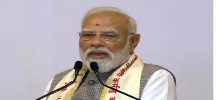 బెంగళూరులో ప్రధాని మోదీ కార్యక్రమానికి ముందు ఫుట్‌పాత్‌పై జిలెటిన్ స్టిక్స్ లభ్యం; పేలుడు పదార్థాల తయారీలో వీటి వినియోగం