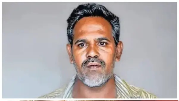 “మాయమాటలు.. అంతరంగిక వీడియోలు.. వరుసగా చిక్కిన 25 మంది మహిళలు!”. సామాన్లు కొనడానికి వస్తే ఇలాంటి పనా? కెమెరాకు చిక్కిన ఆ దారుణం..!!!