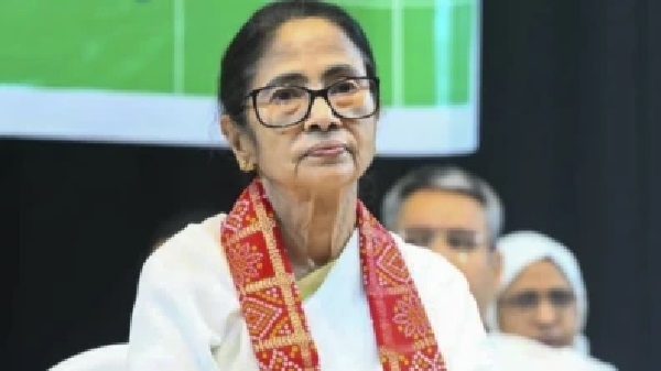 సొంత పార్టీలోనే మమతా బెనర్జీకి ఎదురుదెబ్బ! తృణమూల్ ఎమ్మెల్యేల సమావేశంలో చోటుచేసుకున్న అనూహ్య పరిణామాలు.