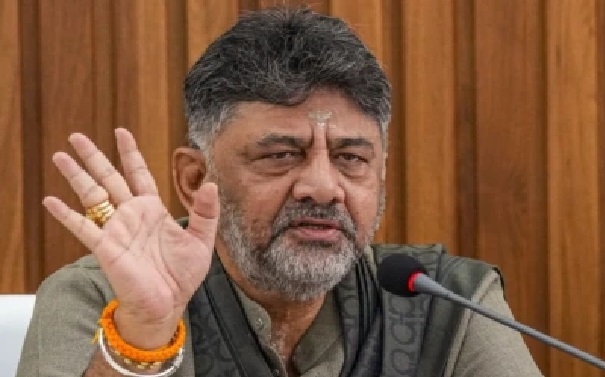 కర్ణాటకలో డీకే శివకుమార్కు పగ్గాలు ఇస్తే బీజేపీ ఎందుకు కంగారు పడుతోంది? కాంగ్రెస్ ‘హిందూ’ నేతకు బీజేపీ దగ్గర సమాధానం లేదా?