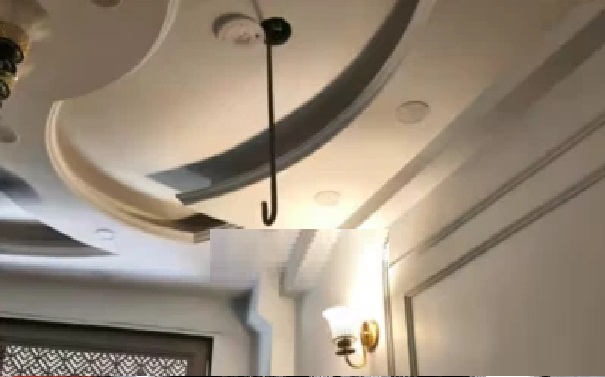 ప్రతి ముస్లిం ఇంట్లో ఈ ఇనుప కొక్కెం (Iron Hook) ఎందుకు ఉంటుంది? దీని వెనుక ఉన్న కారణం మీకు తెలిసే అవకాశం లేదు!