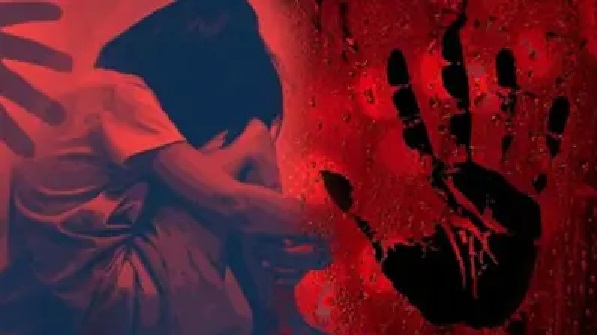 అస్సలు మానవత్వమే లేదా..? 14 ఏళ్ల బాలికకు మద్యం తాగించి.. సామూహిక అత్యాచారం చేసి.. రోడ్డుపై పడేసి వెళ్లిన గ్యాంగ్. షాకింగ్..!!