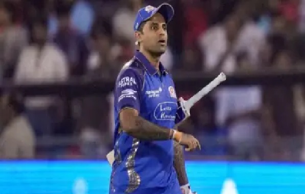 “సూర్యకుమార్ యాదవ్ ముంబై ఇండియన్స్ను అన్ఫాలో చేశారా? లిస్ట్లో హార్దిక్ పాండ్యా పేరు కూడా మాయం!”