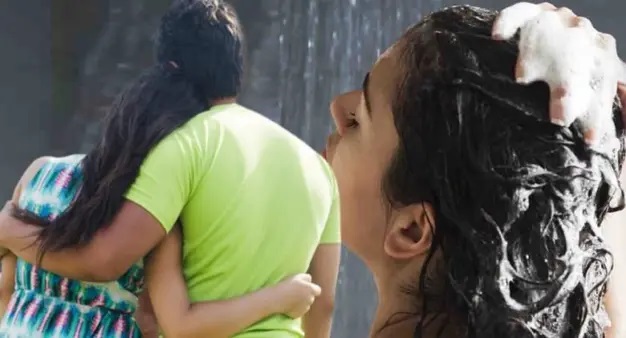 “నా గర్ల్‌ఫ్రెండ్ 15 రోజులకు ఒకసారే స్నానం చేస్తుంది.. పక్కన కూర్చుంటేనే కంపు !” ప్రేమలో పడి ఇప్పుడు పశ్చాత్తాపపడుతున్న ప్రియుడు!