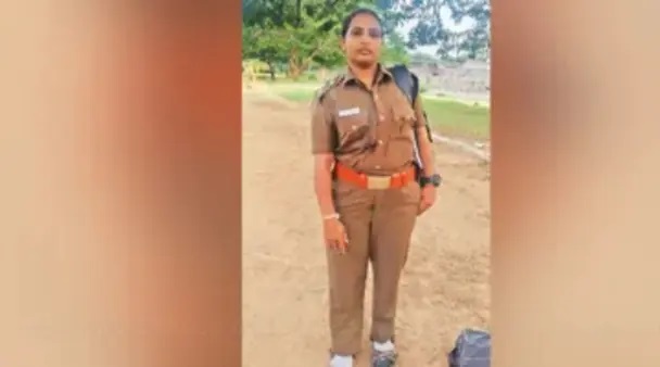 “డీఎస్పీ యూనిఫామ్‌లో ముగ్గురు పిల్లల తల్లి హల్‌చల్!”.. వేలూరు కోటలో బందోబస్తు బిల్డప్.. బర్త్‌డే కేక్ కట్ చేసే చోట ఊహించని ట్విస్ట్!