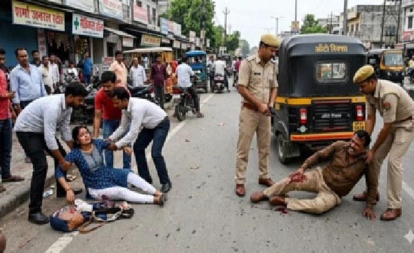 లక్నోలో కదులుతున్న ఆటో నుండి యువతిని తోసేసిన డ్రైవర్; ఎన్కౌంటర్లో నిందితుడి కాలికి కాల్చి పట్టుకున్న పోలీసులు