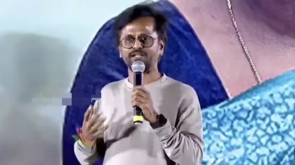“సీఎం ఫోన్ నంబర్ మన దగ్గర ఉండటమే ఒక పెద్ద ధైర్యం” ఏ.ఆర్. మురుగదాస్ షాకింగ్ కామెంట్స్.. వైరల్ అవుతున్న స్పీచ్!