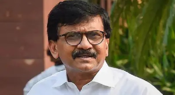 రూ.60 కోట్ల నగదు, ప్రైవేట్ జెట్..! ఎంపీలను కొనడానికి కోట్లాది రూపాయలు కుమ్మరిస్తున్నారు.. మా దగ్గర ఫొటోలు ఉన్నాయి! జాతీయ రాజకీయాల్లో తుఫాన్ లేపిన సంజయ్ రౌత్!