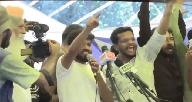 “ఇది మా విజయం” ధర్మేంద్ర ప్రధాన్ రాజీనామాతో ఢిల్లీలో విపరీతమైన వేడుకలు..!!