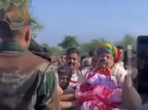 “దీన్ని చూడాలనే కదా ఆశపడ్డావు నాన్నా?” ఆర్మీ దుస్తుల్లో వచ్చి నివాళి.. గుండెలను పిండేస్తున్న వైరల్ పోస్ట్..!!