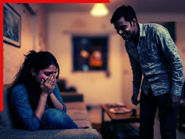 పెళ్లి విషయాన్ని ఏడాదిన్నర దాచి, చివరకు కిరోసిన్ పోసి సజీవదహనం.. ఒక రాత్రి ముందు ఫ్లాట్లో ఏం జరిగిందంటే?!