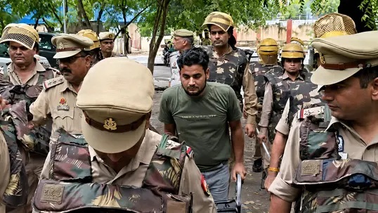 న్యాయం కోసం 39 రోజుల పోరాటం: 18 నెలల చిన్నారిని రోడ్డుపై కొట్టి చంపిన వ్యక్తికి మరణశిక్ష