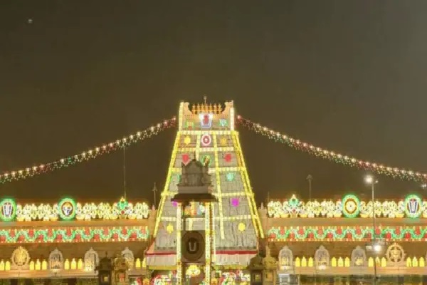 తిరుపతి: అక్టోబర్ దర్శన టిక్కెట్లు జూలై 18 నుండి విడుదల – సీనియర్ సిటిజన్లకు గుడ్‌న్యూస్